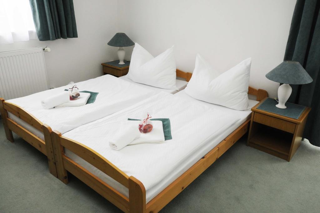Horsky Pension Gendorf แชร์นีดุล ห้อง รูปภาพ
