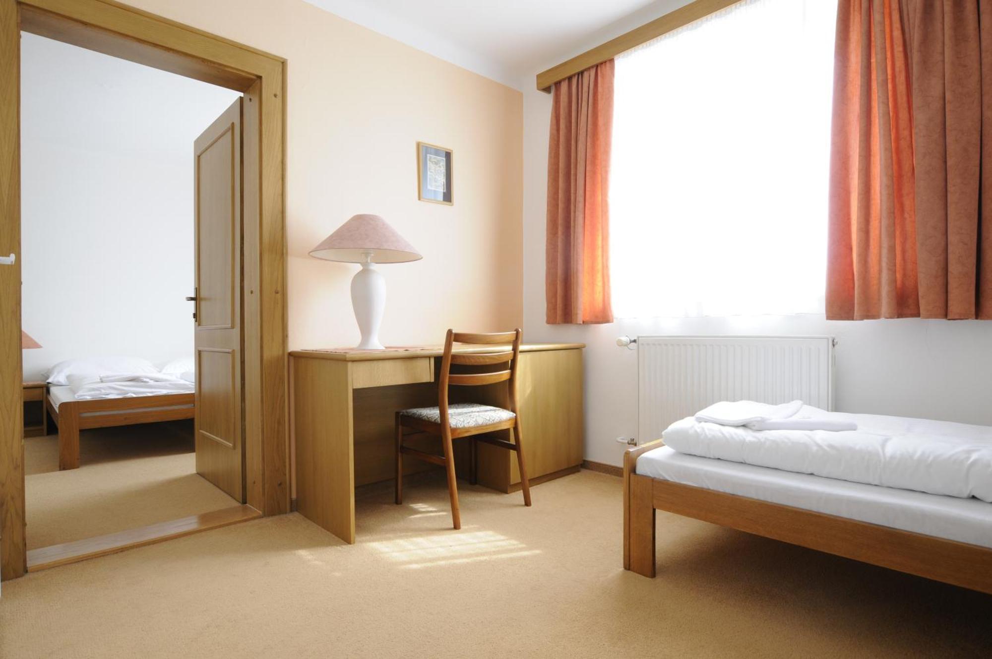 Horsky Pension Gendorf แชร์นีดุล ห้อง รูปภาพ